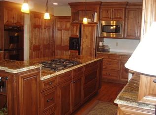 7993 S Clayton Cir, Centennial, CO 80122