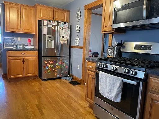 2 bed, 1061 sqft, $3,350 — Photo 2