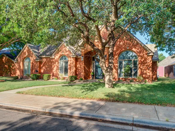 8210 Dover Ave, Lubbock, TX 79424
