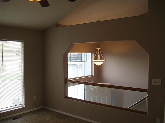 2nd image of 1304 S Whipple Ct
