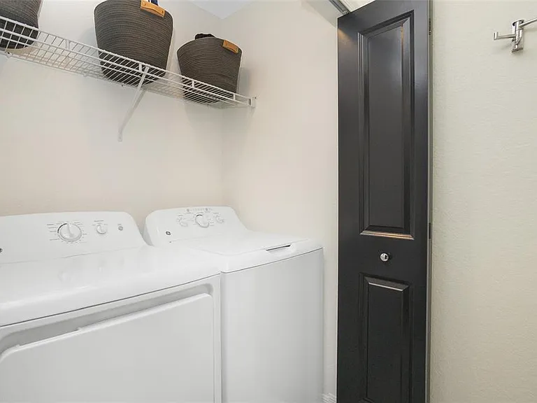 14141 Heritage Landing Blvd #935 — Photo 31