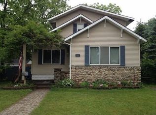 111 Park Ave, Holly, MI