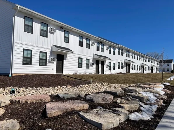 765 Erie St #2, Sturgeon Bay, WI 54235