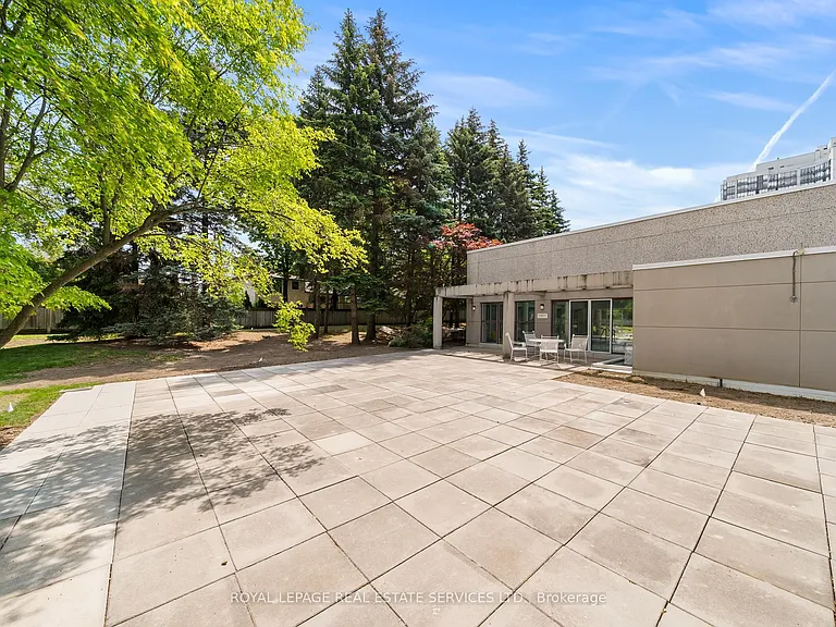 5785 Yonge St #601 — Photo 25