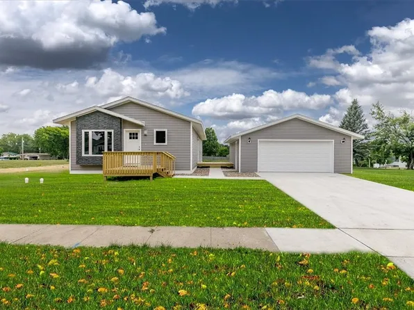 608 E Washington St, Knoxville, IA 50138