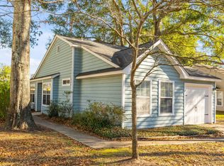 1082 Secessionville Rd, Charleston, SC 29412