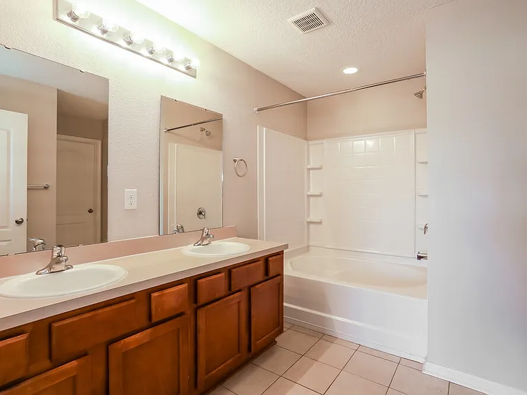 3251 Canyon Falls Dr — Photo 11