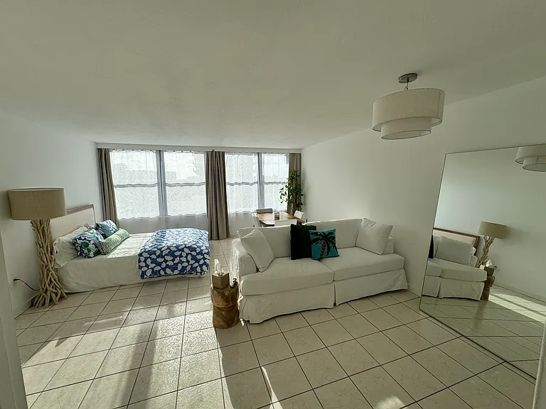 2899 Collins Ave #604 — Photo 3
