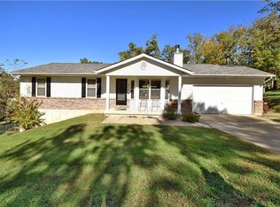 7135 Briarwood Dr, Cedar Hill, MO 63016