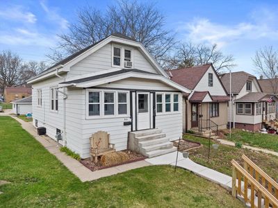521 S 67th STREET, Milwaukee, WI, 53214