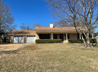 137 Barbara Dr, Ozark, AL 36360