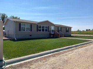 1008 W 8th St, Fairview, MT 59221