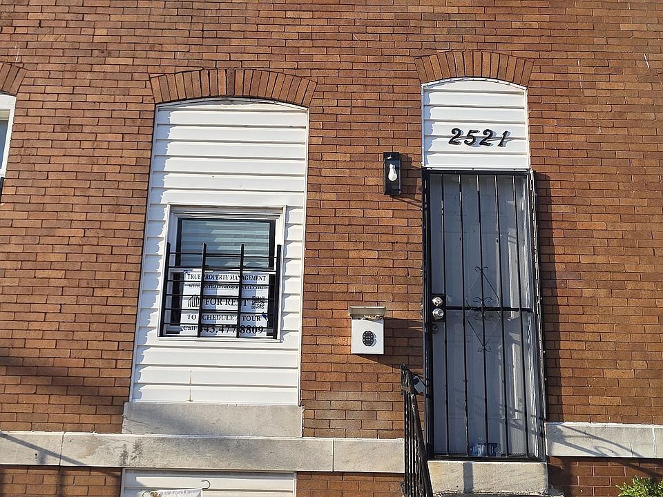 1st image of 2521 E Madison St