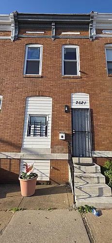 2521 E Madison St Photo 1 2521 E Madison St Photo 1