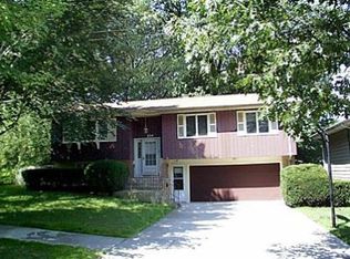 624 N Oakwood St, Griffith, IN 46319