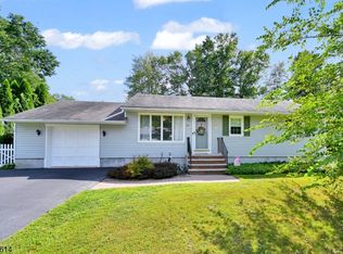24 Eisenhower Dr, West Milford, NJ 07480