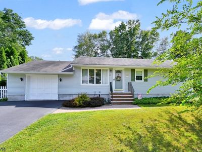 24 Eisenhower Dr, West Milford, NJ, 07480