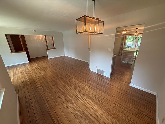 5th image of 12324 W Woodland Ave
