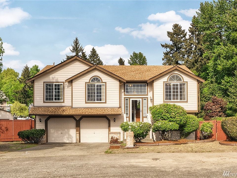 1st image of 20321 87th Ave E