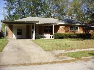 1513 Easthaven Dr, Pasadena, TX 77506