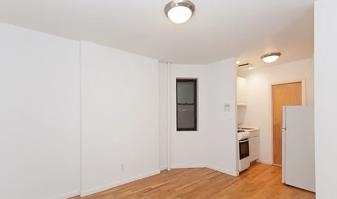 Rented by Copperwood Real Estate | media 14