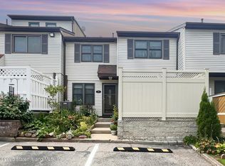 28 Alcott St, Staten Island, NY 10312