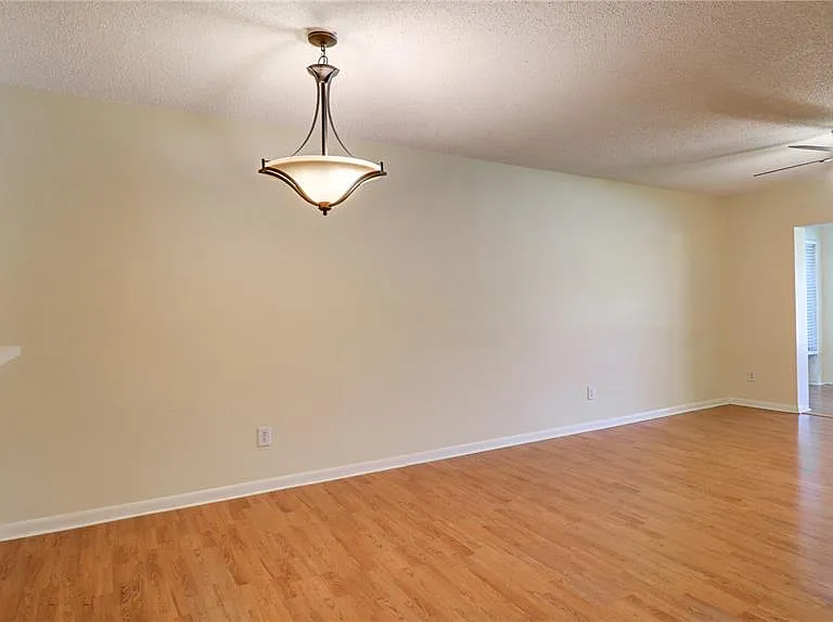 3399 Mermoor Dr #207 — Photo 27