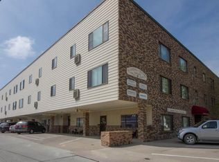619 Elm Ave APT 101, Story City, IA 50248