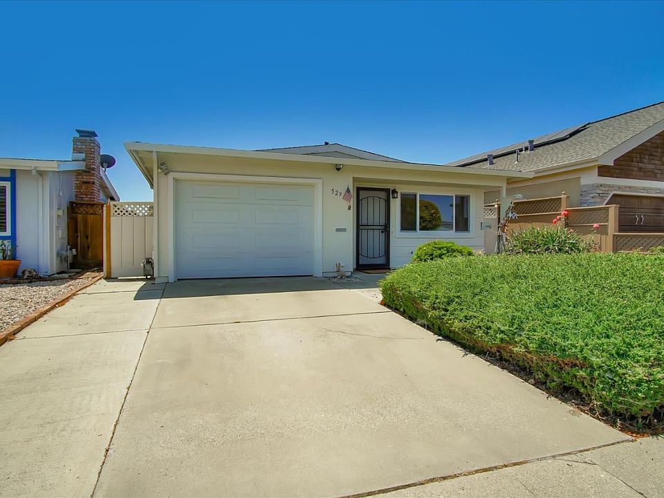 1st image of 529 Cedar Dr