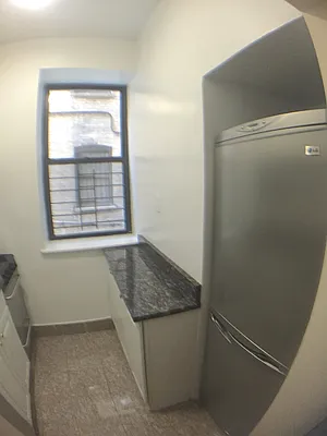 Rented by Newcastle Realty Services | media 2