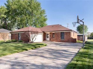 32 Picadilly Rd, Brownsburg, IN 46112