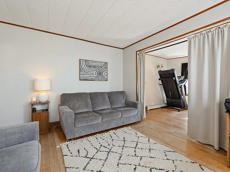 17 5th Ave #1 — Photo 9