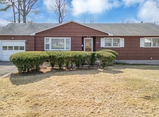 25 Cadwell Rd, Bloomfield, CT 06002