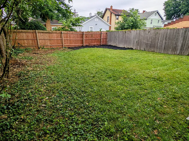 5517 Warren Ave — Photo 10