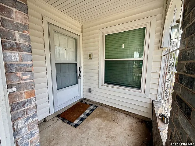 3 bed, 2.0 bath, 1454 sqft, $1,600 — Photo 4