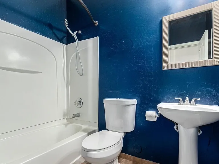 900 W Aspen Way — Photo 17
