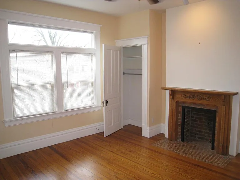 202 Sterrett Ave #2 — Photo 9