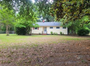 138 Bremer St, Fayetteville, NC 28303