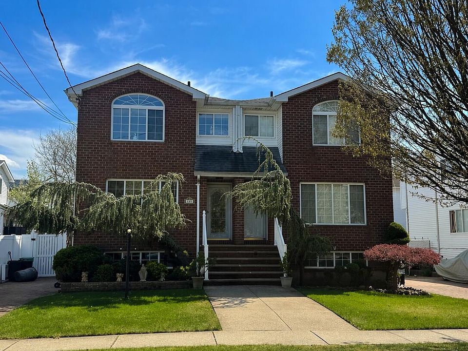 2nd image of 650 Clermont Ave