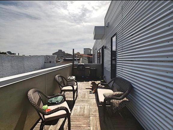 4th image of 1532 Frankford Ave #3R