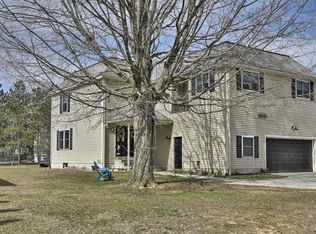 7 Pitcher St, North Swanzey, NH 03431