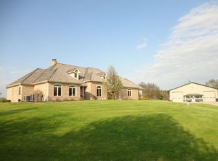 9N470 Tamara Dr, Elgin, IL 60124