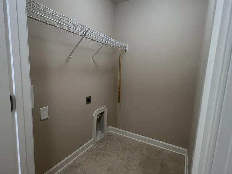 44 Coswell Ct — Photo 33