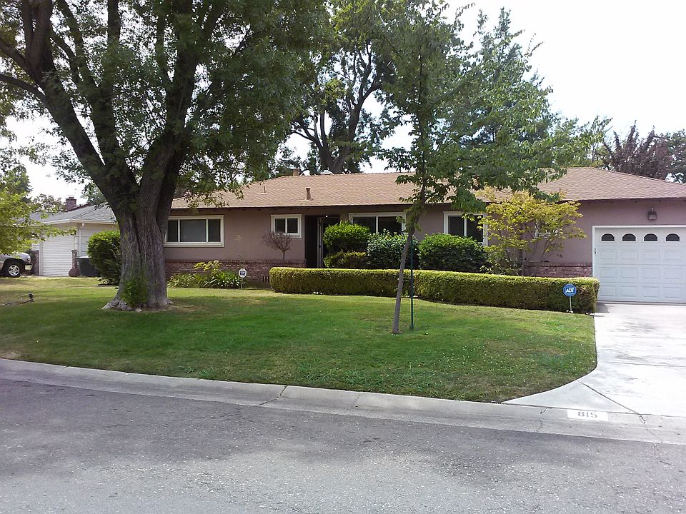 Front fully landscaped 