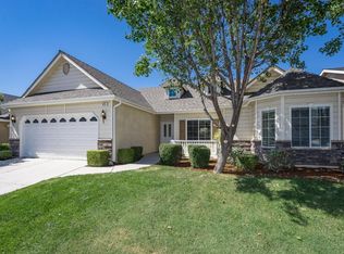 513 Powers Ave, Clovis, CA 93619