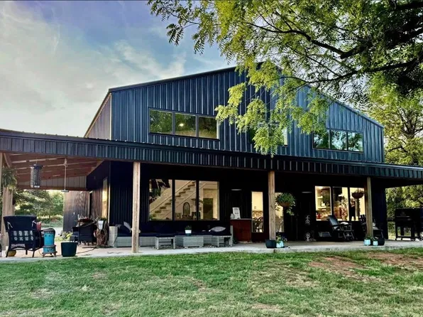 (undisclosed Address), Weatherford, OK 73096