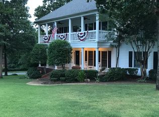17 Marcella Dr, Little Rock, AR 72223