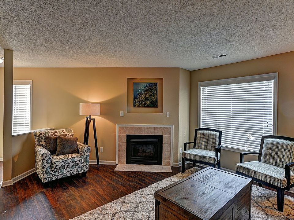 1st image of 2147 Hyde Dr