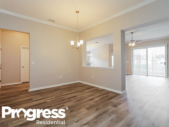5th image of 1819 Hollow Glen Dr