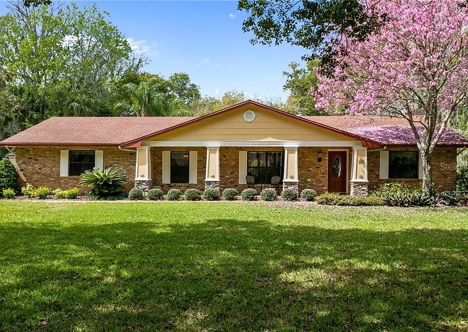 1st image of 1104 S Black Acre Ct